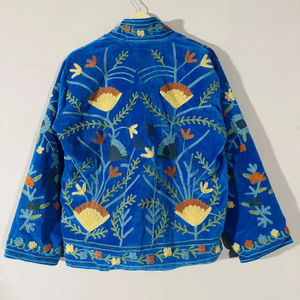 Veste kimono en velours faite à la main, broderie à l'aiguille Suzani |   Couette écologique respirante anti-plis 100% coton au design bohème - Product Image 5