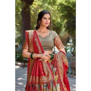 ชุดแต่งงานพิมพ์ลายผ้าไหม tussar & kalamkari lehenga choli กับ dupatta - Product Image 5