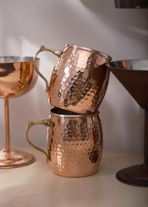 Verre en cuivre intemporel pour un usage quotidien à la maison, vaisselle saine en cuivre pur pour l'eau et la restauration, vente en gros depuis l'Inde - Product Image 4