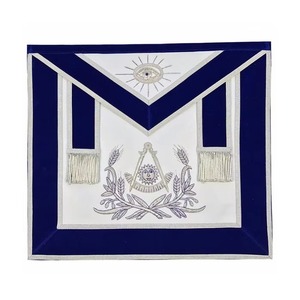 ผ้ากันเปื้อนเมสันสไตล์ชาติพันธุ์สีน้ำเงินกำมะหยี่ Grand Lodge Past Master พร้อมลายปักมือสีเงินและบริการ OEM โลโก้แบบกำหนดเอง MAP-0031 - Product Image 1