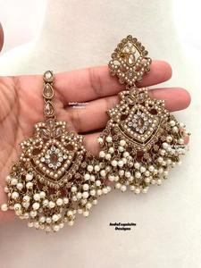 Exquisito conjunto de collar choker floral chapado en oro afgano con intrincado trabajo de piedras de rubí rosa y gran perla blanca colgante. - Product Image 6