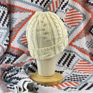 Gorro de lana tejido estilo retro personalizado al por mayor OEM, cálido y versátil para otoño-invierno - Product Image 2