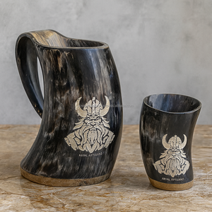 Ensemble de tasses en corne de buffle faites à la main de qualité supérieure avec gobelet et ouvre-bouteille assortis Verres médiévaux de style viking rustique - Product Image 6
