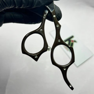 Tijeras de Peluquería Profesionales de Acero Inoxidable, Tijeras de Precisión, Diseño Ergonómico para Salón, para Diestros, Ligeras y Elegantes - Product Image 3