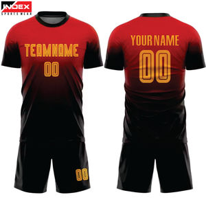 Tenue de football dynamique haute performance : Maillot et short de football personnalisés pour équipes – Fabrication et fourniture - Product Image 4