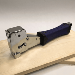 JY585 JANN-YEI Agrafeuse industrielle robuste pour bricolage OEM/ODM Chrome Argent+Bleu Chargement par l'arrière Capacité 165 agrafes Garantie 1 an - Product Image 4