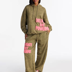 Conjunto Deportivo de Mujer de Primera Calidad, 100% Algodón, para Exteriores, Sudadera con Capucha y Pantalones Deportivos con Estampado Puff, Transpirable y Ligero - Product Image 1