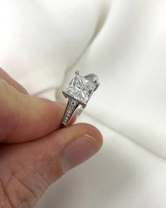 Anillo de Diamante Corte Princesa de 1.01CT, Plata de Ley 925 Original, Regalo para Cumpleaños, Fiestas, para Amigos - Product Image 5