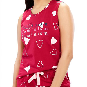 Conjunto de 2 piezas para mujer, camiseta sin mangas con estampado de corazones, pantalones cortos rojos, ropa informal para primavera y verano - Product Image 6