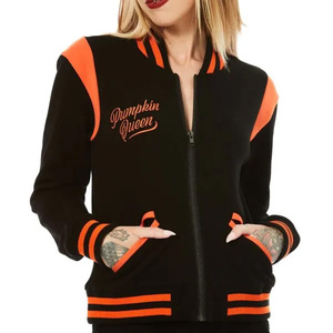 Chaqueta Varsity Negra Personalizada para Mujer con Ribete Naranja en Contraste, Bordado con Letras, Chaqueta Bomber, Uniforme Letterman al por Mayor - Product Image 2