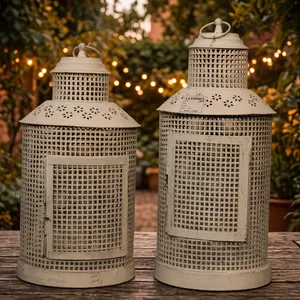 Ensemble de lanternes vintage en métal blanc, porte-bougies perforés faits à la main, décoration rustique pour l'extérieur, le jardin, la terrasse, la maison, à suspendre - Product Image 6