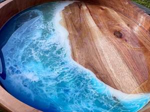 Plateau de service rond en résine d'acacia avec poignées en métal noir pour table basse, cuisine, nourriture, boissons, maison - Product Image 3