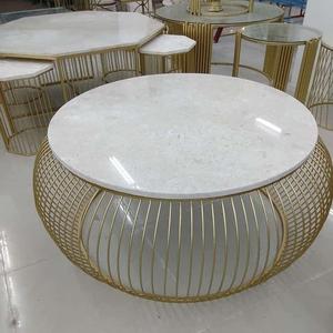 Mesa Auxiliar Moderna de Metal Plateado con Patas Metálicas Redondas para Sala de Estar, Estilo Moderno - Product Image 2