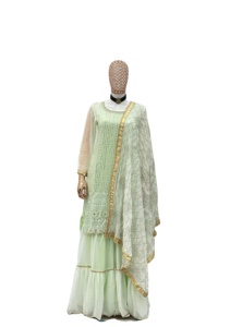 Nouvel ensemble Sharara Gharara Kurti traditionnel indien brodé pour l'hiver, en tissu Faux Georgette, coupe ample, style pakistanais de créateur - Product Image 2