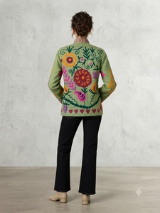 Chaqueta Suzani Tradicional Verde Claro para Mujer, Hecha a Mano con Tela TNT, Bordado Floral Artístico, Estilo Étnico Boho - Product Image 5