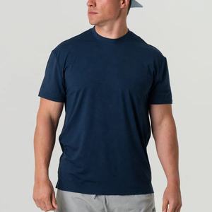 T-shirt décontracté pour homme en coton peigné gris foncé à manches courtes et col rond, coupe ample, style sportswear - Product Image 4