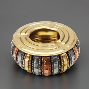 <b>Vintage</b> round brass hinged <b>ashtray</b> featuring a flip-top lid with a rest, available at wholesale prices. - Product Image 3