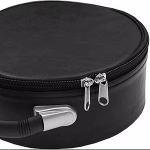 Estuche para Gorra Masónica con Cierre de Cremallera, Tamaño Estándar, Altura: 10 cm, Diámetro: 22 cm - Product Image 1