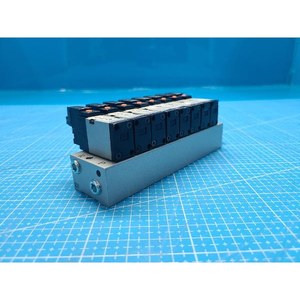 Vanne solénoïde 5 ports SMC VJ514MY, utilisée comme pièce détachée pour équipement semi-conducteur Legacy - Product Image 5
