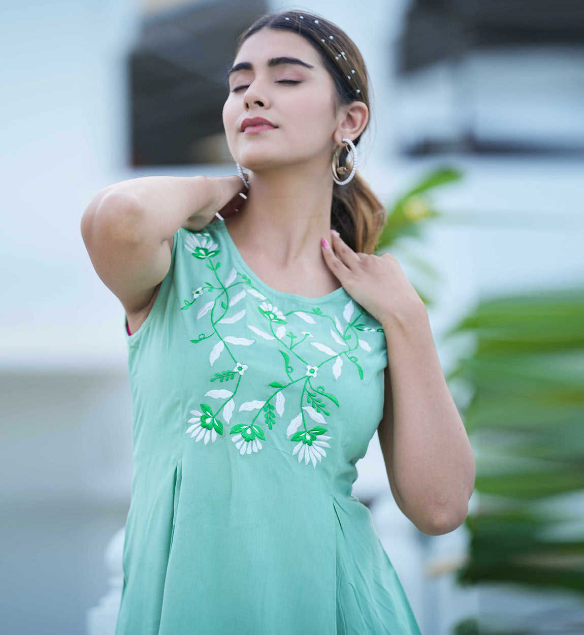 สีเขียว