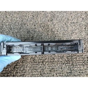ECU และโมดูลคอมพิวเตอร์มือสองสำหรับรถยนต์ซีรีส์ 5 รุ่น 61359157155 - Product Image 4