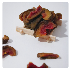 Goyave séchée douce de qualité supérieure avec sel au chili |   Collation saine au goût unique - Product Image 6