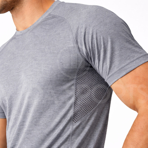 T-shirt de sport pour homme, coupe ajustée, léger, respirant, séchage rapide, haut d'entraînement athlétique, personnalisable OEM, vêtements de sport vierges - Product Image 3