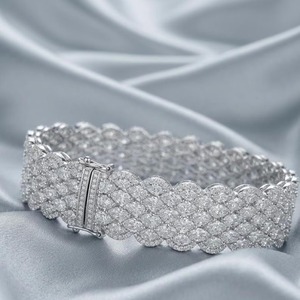 Bracelet de luxe en argent 925 avec diamants multi-rangs, chaîne épaisse tressée effet glacé, finition or blanc, pièce de collection - Product Image 6