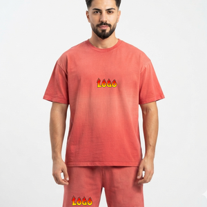 Conjunto Deportivo Rojo para Hombre, de Algodón, Estilo Desgastado, Camiseta de Cuello Redondo y Manga Corta, Corte Holgado, Pantalones Cortos, Ropa Casual de Verano con Logotipo - Product Image 1