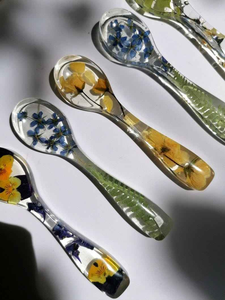 Cuchara y Tenedor de Resina Hechos a Mano de la Mejor Calidad de la India, con Acabado Espejo, Ecológicos, para Servir en Fiestas y Cocina - Product Image 4