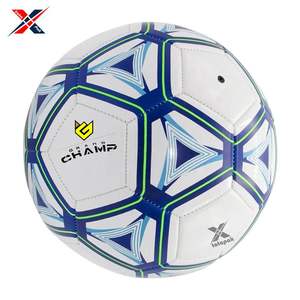 Ballon de football pakistanais durable et léger en cuir PU, taille 5, écologique, emballage personnalisable, pour extérieur et intérieur, nouveau modèle 2024 - Product Image 2