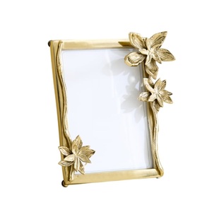 <b>Wholesale</b> Textured Starburst Metal <b>Picture</b> <b>Frame</b> Custom Size Electroplated Silver Aluminum <b>Frame</b> For Tabletop Display Low Price - Product Image 3
