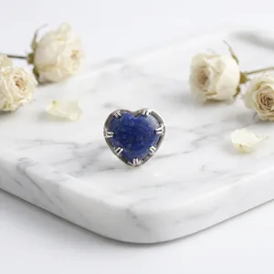 Anillo de Lapislázuli Natural con Diseño de Corazón Plateado, Estilo Moderno, Minimalista, Elegante, Joyería de Moda al por Mayor - Product Image 2