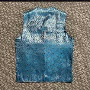 Gilet noir pour homme à col en V, style vintage, broderie ethnique effet miroir - Product Image 3