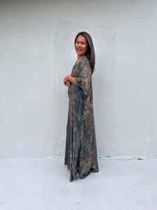 Robe Kaftan Col Bateau Vert Gris Foncé AC 30 pour Femme, Style Automne, Grande Taille, Tie-Dye en Mousseline - Product Image 5