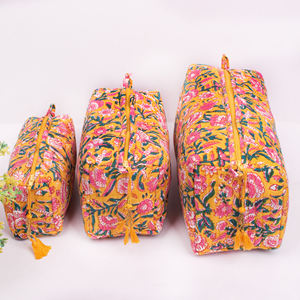 Pochette de maquillage matelassée écologique grande taille pour l'été, imprimé bloc, en coton, tendance, trousse de toilette pour femmes - Product Image 1