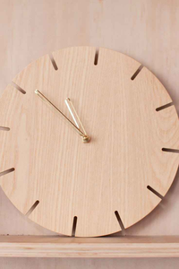 นาฬิกาแขวนผนังไม้ควอตซ์ตกแต่งสำหรับห้องนั่งเล่น แบบเข็มแสดงเวลา - Product Image 3