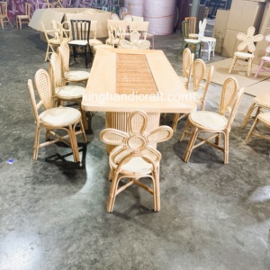 Silla Infantil de Ratán Natural Hecha a Mano, Ecológica y Segura, Diseño Moderno para Decoración de Fiestas en Interiores y Exteriores - Product Image 1