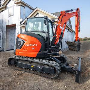 Vente en gros usine pour mini-excavatrice KX057-5 d'occasion, pelle sur chenilles hydraulique compacte de 5 tonnes, modèle 2023, avec marteau brise-roche - Product Image 1