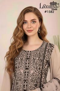 Conjunto de Túnica Georgette de Alta Calidad, Salwar Farshi con Estampado Digital, Dupatta de Muselina, Traje de 3 Piezas Listo para Usar, Estilo Boutique - Product Image 2