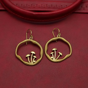 Pendientes de Latón con Textura Lisa, Acabado Sólido, Fabricación Personalizada, Artículo al por Mayor - Product Image 6
