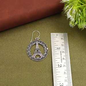 Pendientes colgantes vintage de la Torre Eiffel, redondos, en oro y plata, con diseño de la emblemática estrella de París, joyería de moda, ligeros, llamativos para mujer - Product Image 4