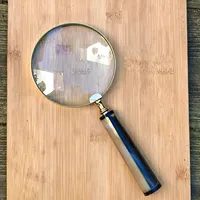 Loupe optique portable en corne de buffle au design unique Loupe de lecture de bureau fabriquée en Inde pour les jeunes et les personnes âgées
