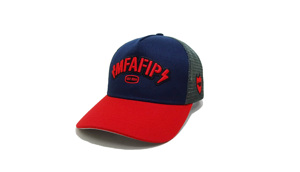 Casquette de camionneur noire en maille respirante à 5 panneaux, personnalisable avec logo, fabriquée au Vietnam, style confortable et de haute qualité pour adultes - Product Image 4
