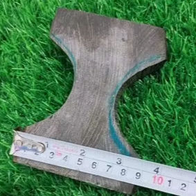 Poignée de sabre artisanale de qualité supérieure, fabriquée par des artisans indiens, spécialement conçue pour les sabres des travailleurs et fabricants du Yémen, du Koweït, du Qatar, d'Arabie Saoudite et des Émirats arabes unis. - Product Image 4