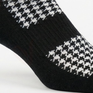 Chaussettes pour hommes, motif pied-de-poule, tricotées, respirantes, pour un usage quotidien en automne, style classique - Product Image 6
