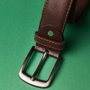 Ceinture Homme en Cuir Véritable de Vachette, Nouvelle Boucle Ardillon en Alliage Métallique, Marque de Luxe pour Adulte, Idéale pour Jeans et Tenues Décontractées ou Professionnelles - Product Image 4