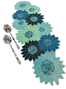 Chemin de table en perles inspiré de l'été, au look artisanal élégant, style bohème luxueux, pour la décoration de salle à manger - Product Image 4