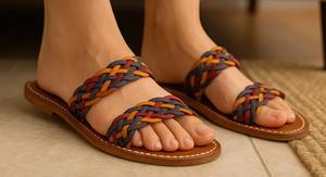 รองเท้าแตะหนังถักสไตล์โมร็อกโก – รองเท้าสานหลากสีทำมือ, รองเท้าสไลด์สไตล์โบโฮสำหรับฤดูร้อน, ของขวัญหนังทำมือสำหรับเธอ - Product Image 2