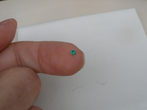 2.5mm AAA Natural Green Colombian Emerald Round Brilliant Cut Loose <b>Gem</b> Third Party Certified for Jewelry Making - Product Image 5